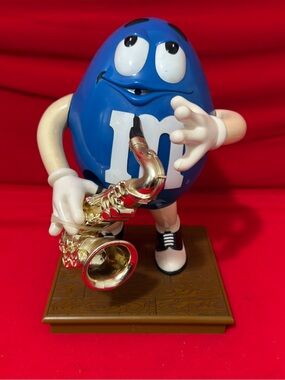 M&M'S Blue Character Figurine with Gold Saxophone